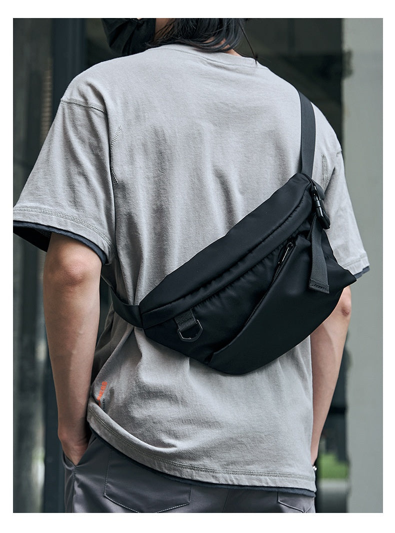 Leisure Slanted Chest Bag