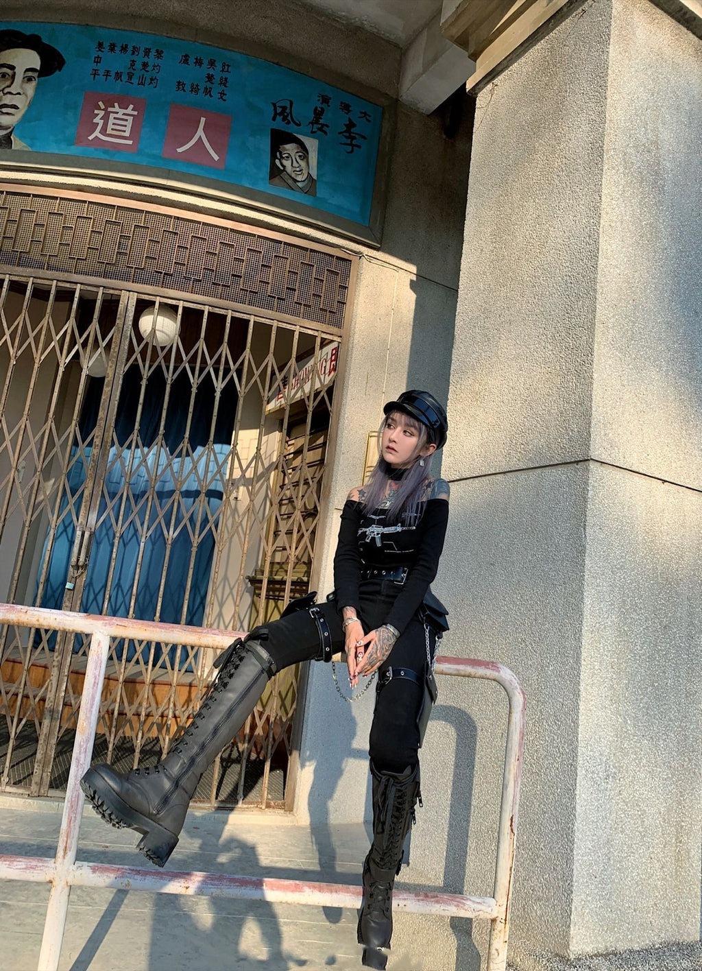 Fashionable Low Heel Platform Long Boots